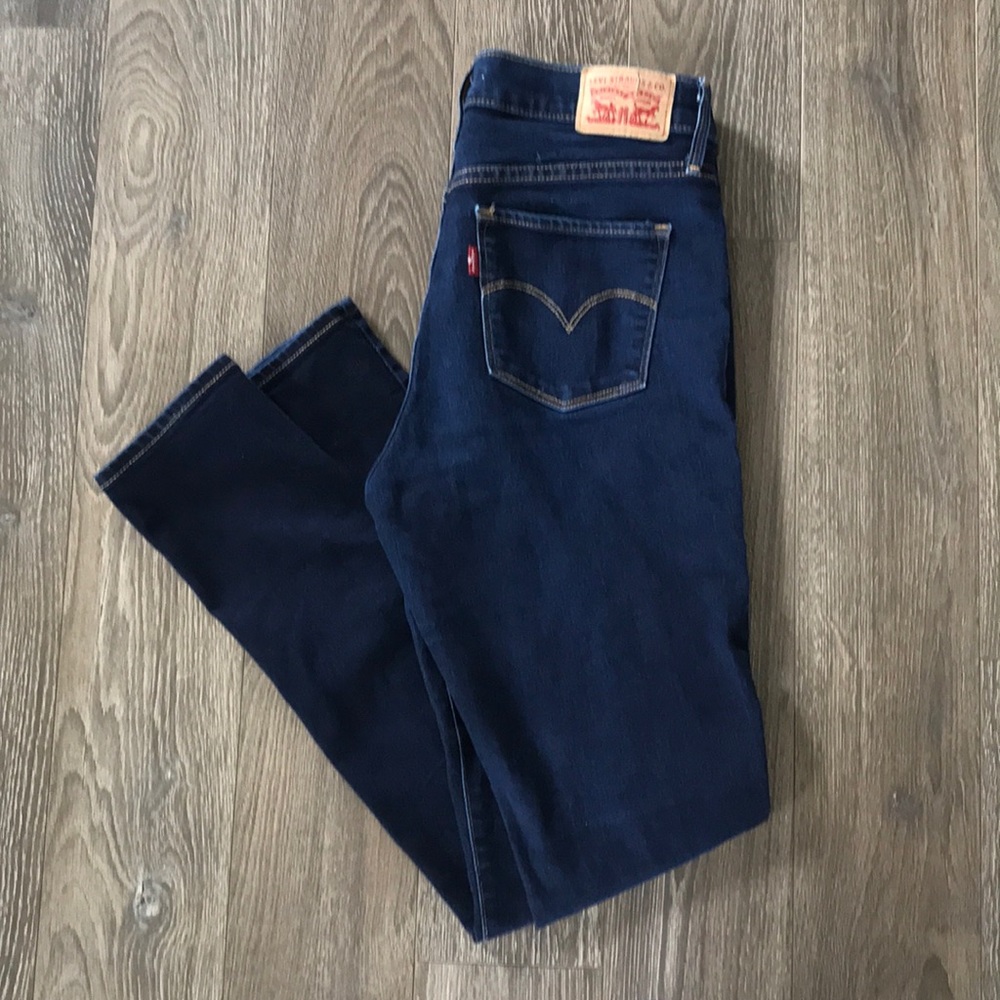 Levi’s 311 Shaping Skinny Jeans Size 28